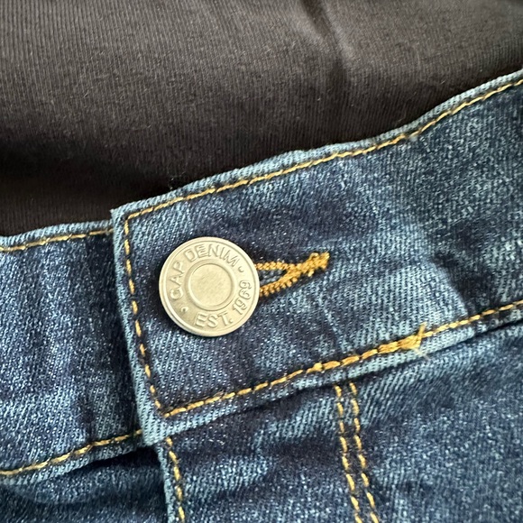 💕HOST PICK💕 Gap Over the Bump Maternity Jeans - size 27 (short) - Picture 6 of 11